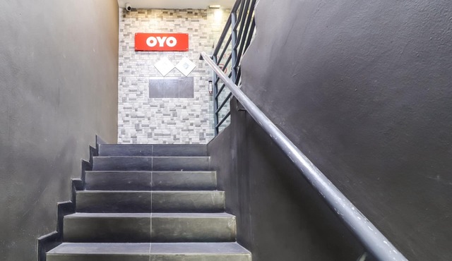 OYO 89381 Moonnight Hotel