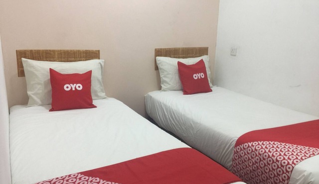 OYO 89671 Changlun Star Motel
