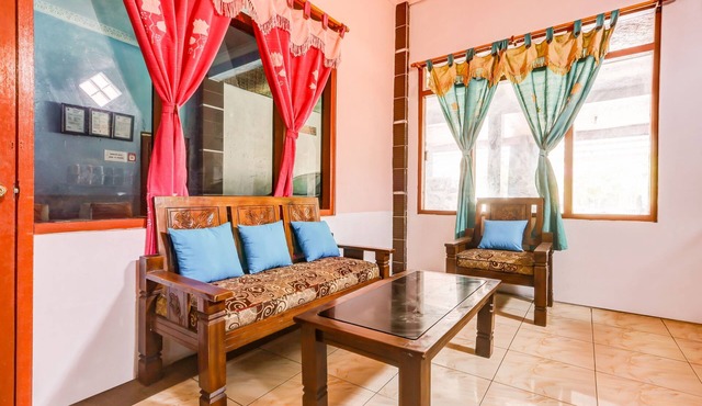 OYO 90051 Guest House Parangtritis