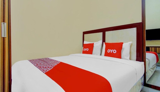 OYO 90153 Nature's Rooms Aeropolis