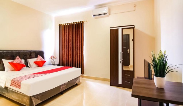 OYO 90186 Grand Aster