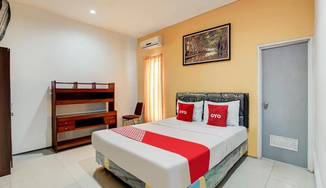 OYO 90935 Rumah Kost Metroliving