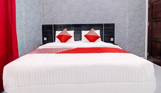 OYO 91203 Naufal Residence Syariah