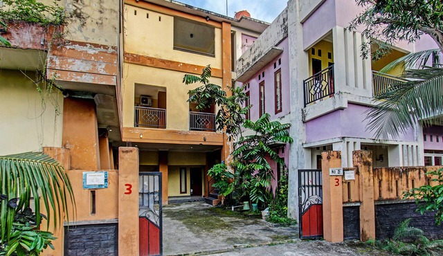 OYO 91845 V ar House Near Pantai Tanjung Bias