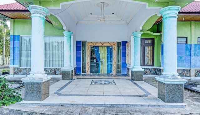 OYO 91973 Green Hotel Near Polsek Sabangau