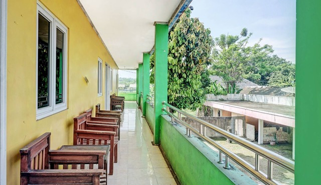 OYO 92031 Wisma Galung Syariah
