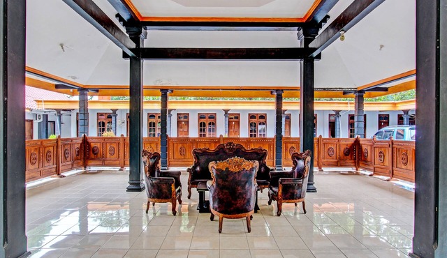 OYO 92290 Hotel Permata Sari