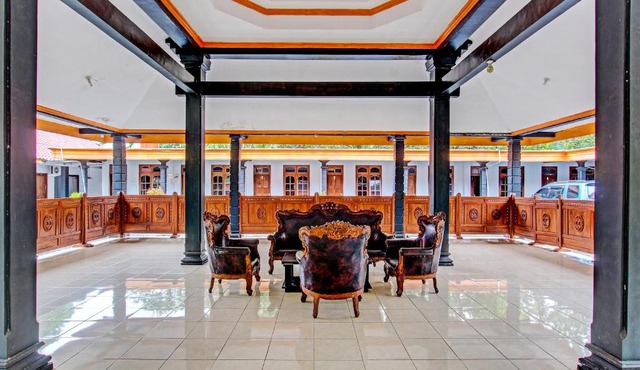 OYO 92290 Hotel Permata Sari