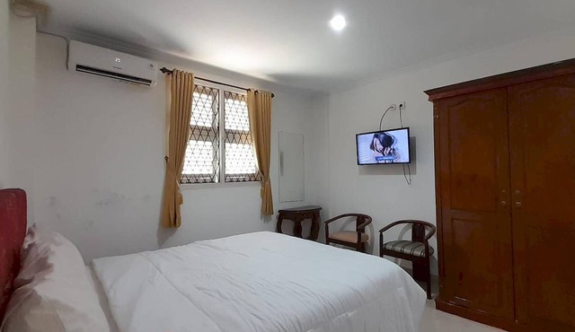 OYO 92463 Deli Hotel Medan