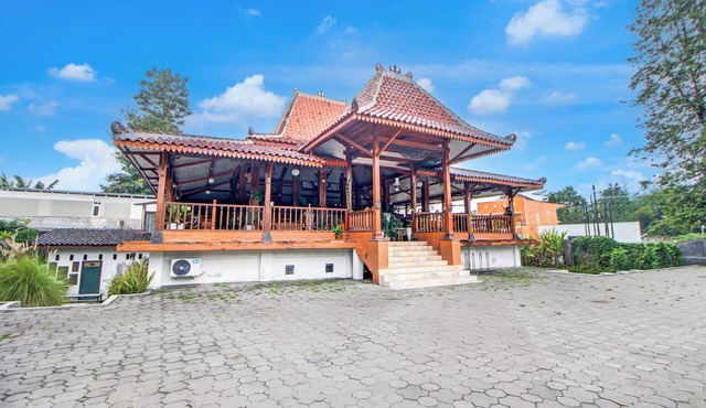 OYO 94371 Omah Sarindoyo