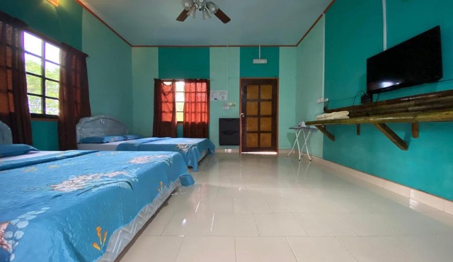 OYO HOME 90286 Yuna Bamboo Rest & Stay