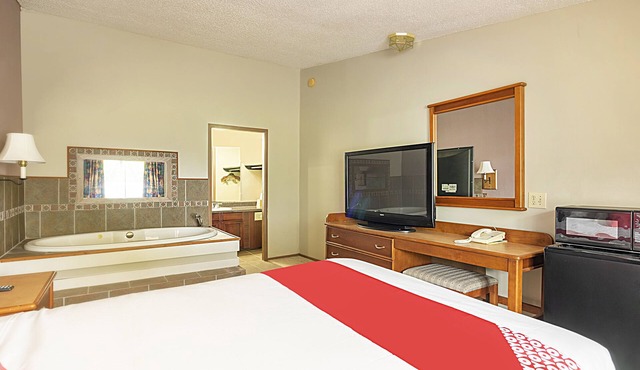 OYO Hotel Daleville AL Hwy 84