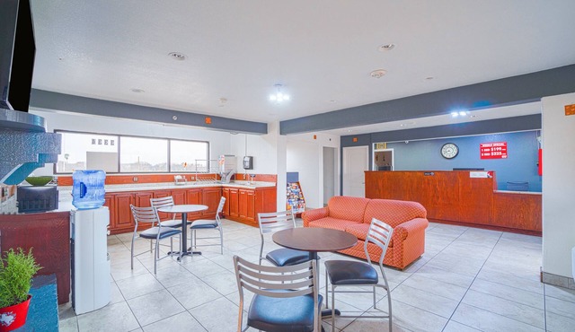 OYO Hotel Kingsville Hwy 77