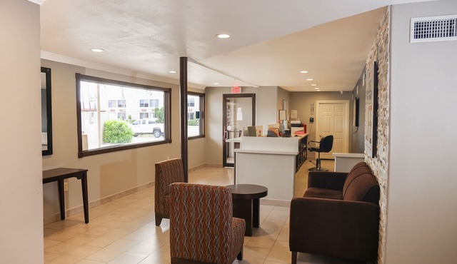 OYO Hotel McAllen Airport South
