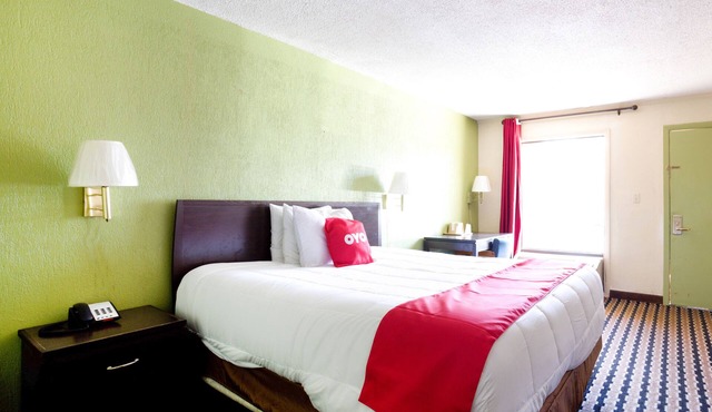 OYO Hotel Pensacola I-10 & Hwy 29