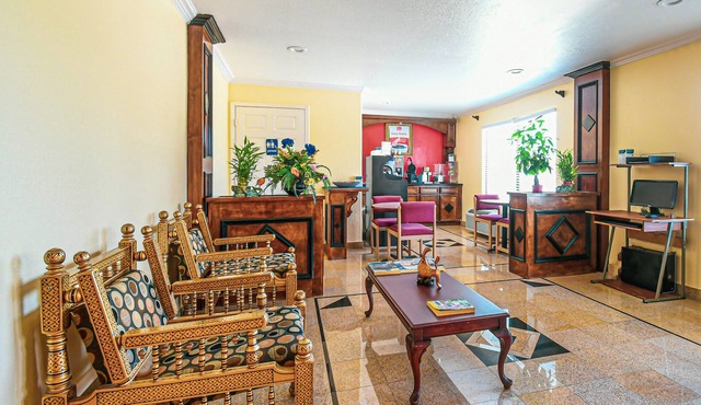 OYO Hotel Shenandoah Woodlands Mall