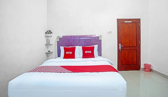 OYO Life 90587 Domen Homestay Syariah