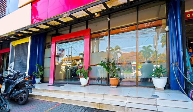 OYO Life 92720 Mekarwangi Guest House