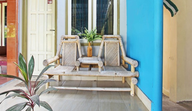 OYO Life 92960 Rumah Kos Kita