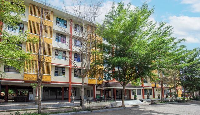 OYO Life 93405 Montong Are Residence