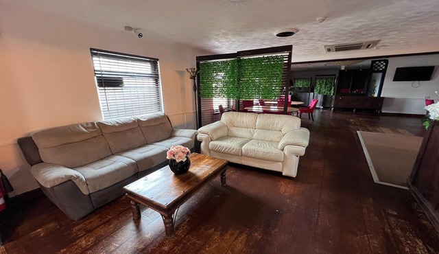 OYO Stay Inn Express, Cambridge|Standard Double