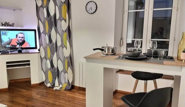 Oyon T1 * Proche gare * Parking * Fibre