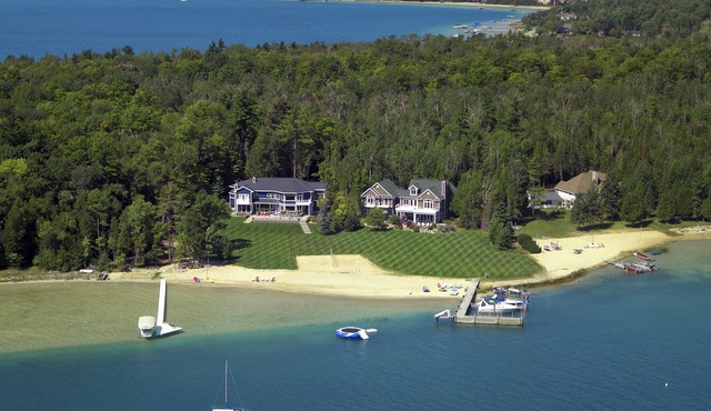 Oyster Bay Beach House Getaway