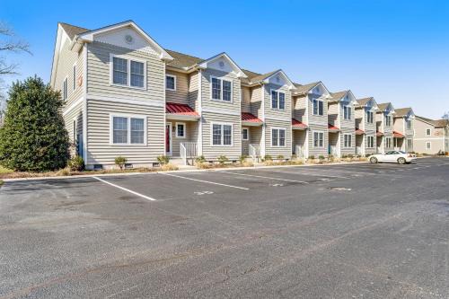 Oyster Bay Villas - 20411 Jeb Dr Unit #37