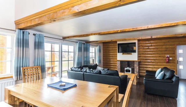 Oystercatcher Lodge Pet