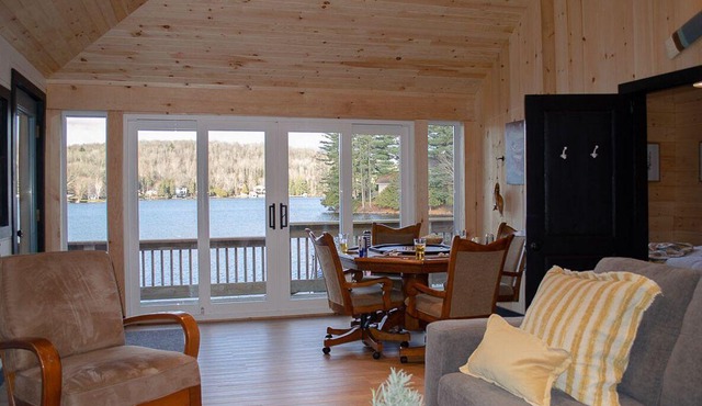 Oz Landing - Affordable Pet-Friendly Cottage w/Great Swimming