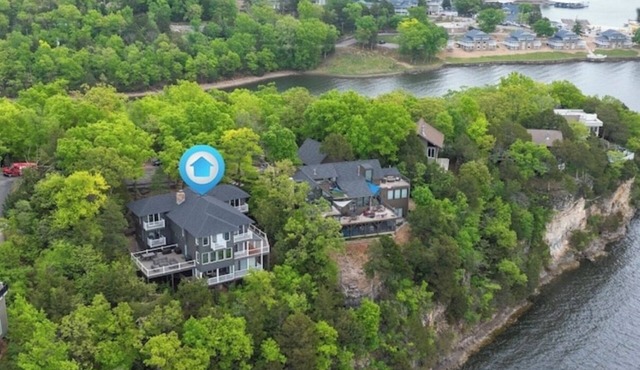 Ozarks 6BR Getaway — Perfect for Groups & Families