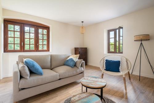 Pépoule - Appartements avec vue sur les monts du Beaujolais