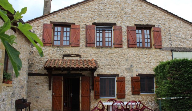 Périgourdine Cottage for 6, Pets Welcome