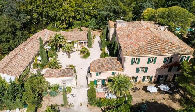 Pézenas Cottage avec terrasse et jardin 1 chambre et 1 mezzanine au coeur d'un domaine avec 2 piscines