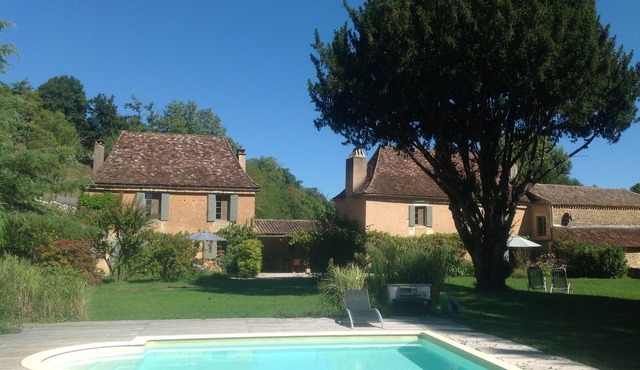 Périgord noir charming house 4 pers tt confort, calme, parc, piscine, animaux adm