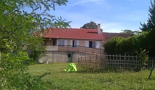 Périgord Noir: full nature cottage for 6 to 8 people