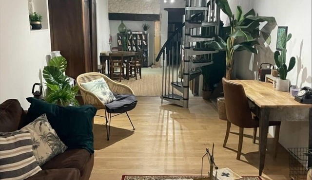 Périgord Vézére Valley opposite La Roque St Christophe