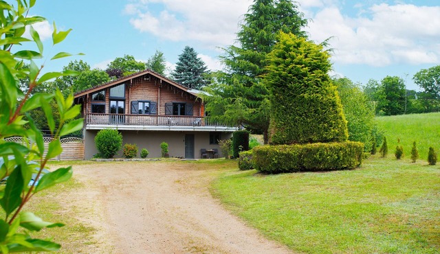 Pétillant Chalet aux 3 Étangs Avec Spa, Sauna et Véranda