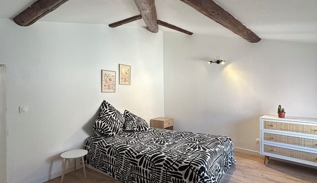 Pretty T2 in the heart of Saint Maximin La Sainte-Baume