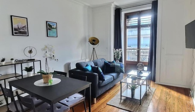 P&R 2, 2 bedroom, close to center, Plainpalais