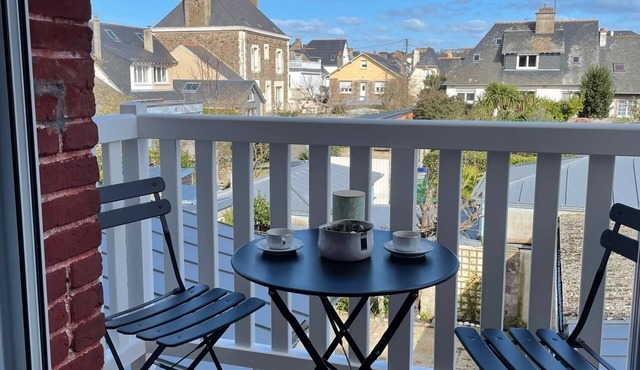 P'tit b, T1 Avec Balcon, Situation Idéale
