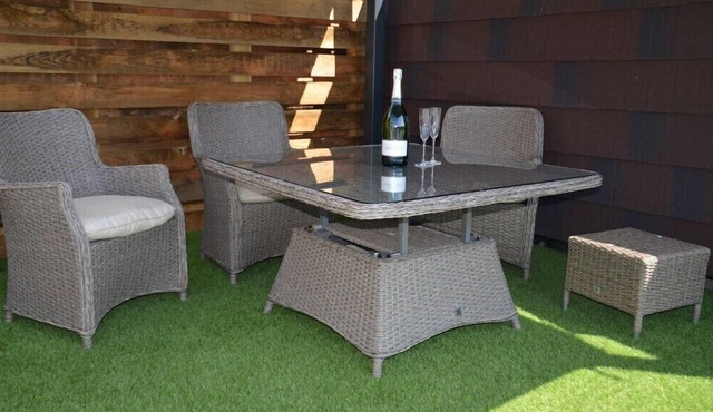 Pabell Pren Glamping by Aberporth Beach Holidays