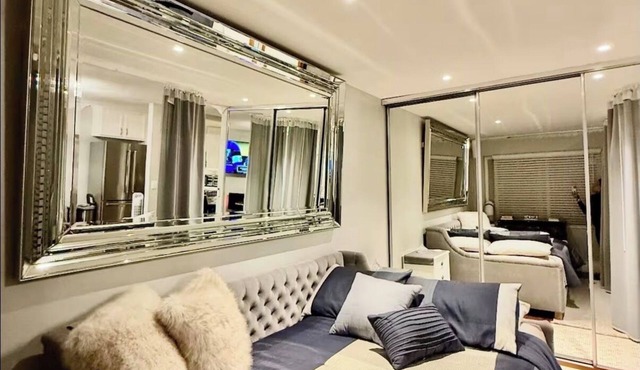 Pacific Beach Luxury Retreat
