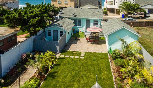 Pacific Bungalow | Ocean View with Tiny House!