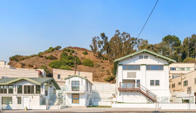 Pacific Coast - Oceanfront Living Studio-A