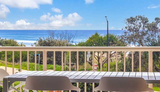 Pacific Gables 8 - Absolute Beachfront Tugun - Min. 3 Night Stays!