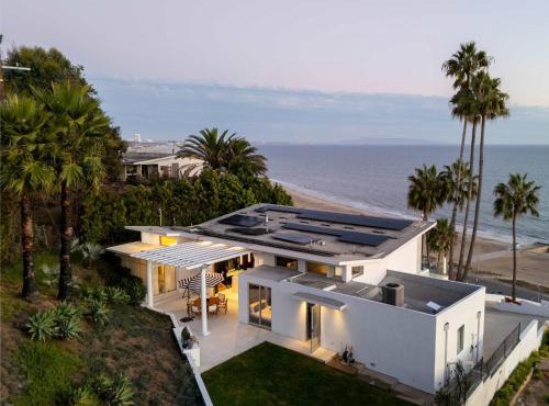 Pacific Palisades 3BR with Fire Pit by Colby and Conrad