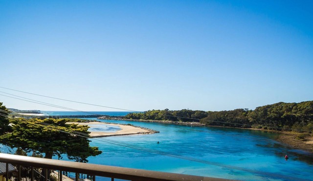 Pacific Pines Unit 4