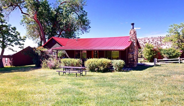 Pack Creek ~ Farm House | 3 Bed, 1.5 Bath