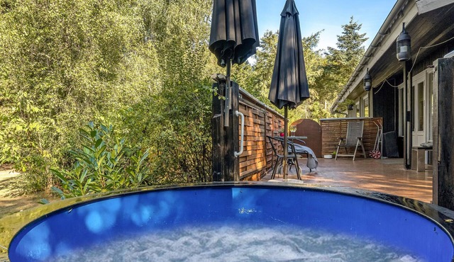 Pack your bags and enjoy your next holiday in this oasis by the fjord.